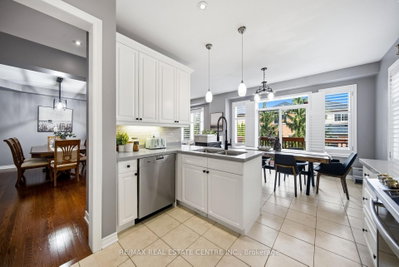 4640 Kearse Street • Burlington, ON photo 7