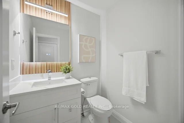 7334 Lowville Heights • Mississauga, ON photo 16