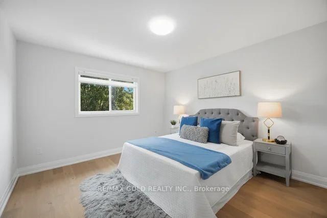 7334 Lowville Heights • Mississauga, ON photo 18
