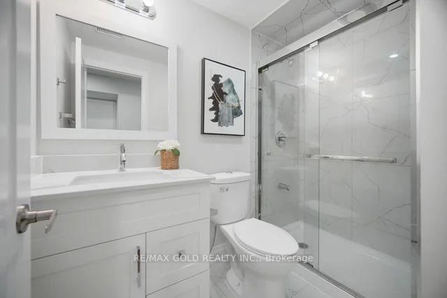 7334 Lowville Heights • Mississauga, ON photo 41