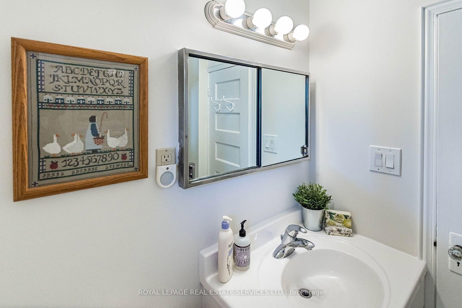 60 Sixth Street • Toronto, ON photo 28
