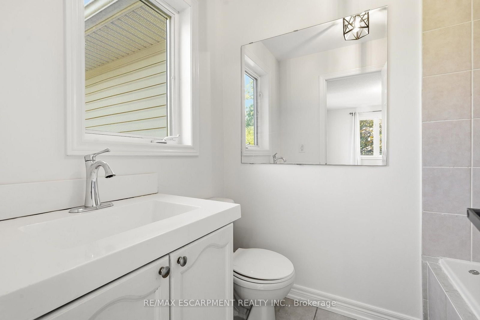 1745 Creek Way • #7 • Burlington, ON photo 16