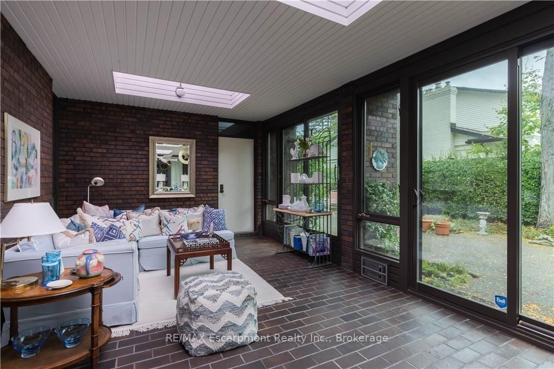 1168 Carey Road • Oakville, ON photo 19