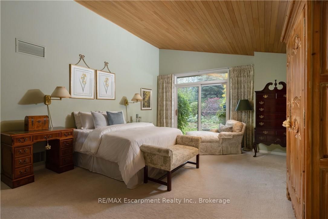 1168 Carey Road • Oakville, ON photo 20