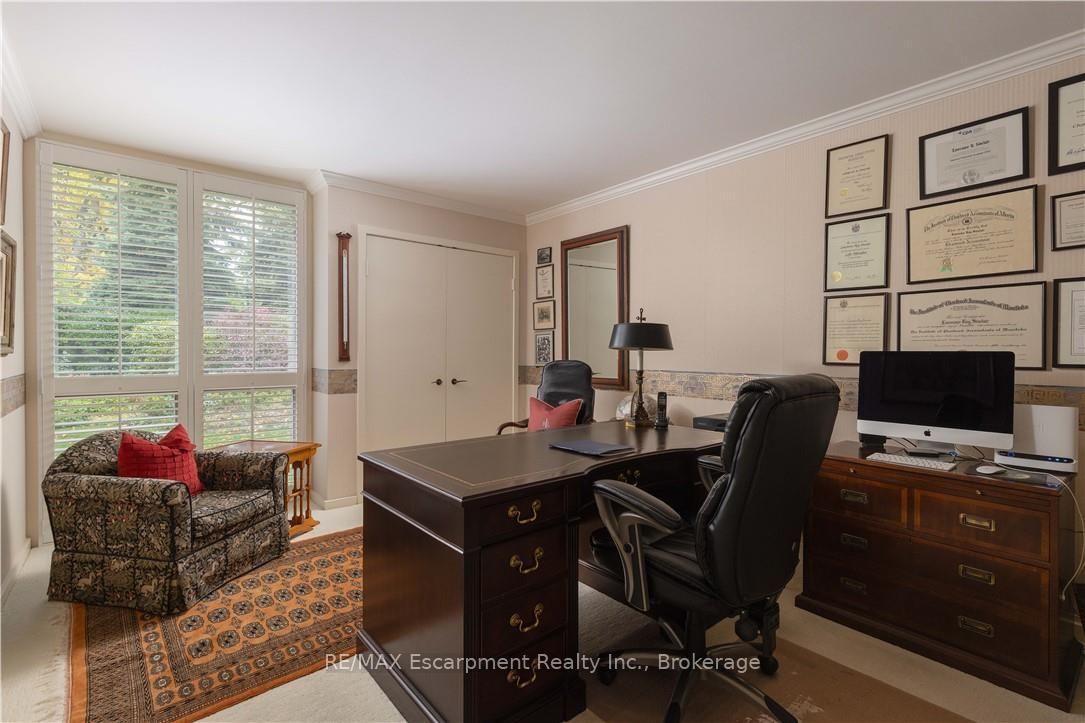1168 Carey Road • Oakville, ON photo 25
