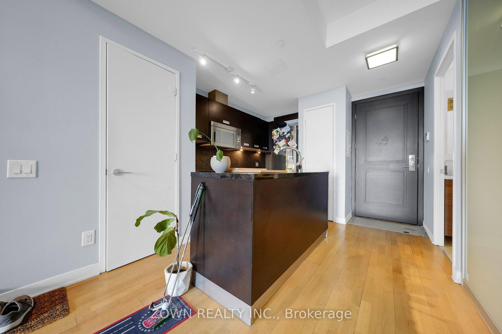 88 Park Lawn Road • #1002 • Toronto, ON photo 12