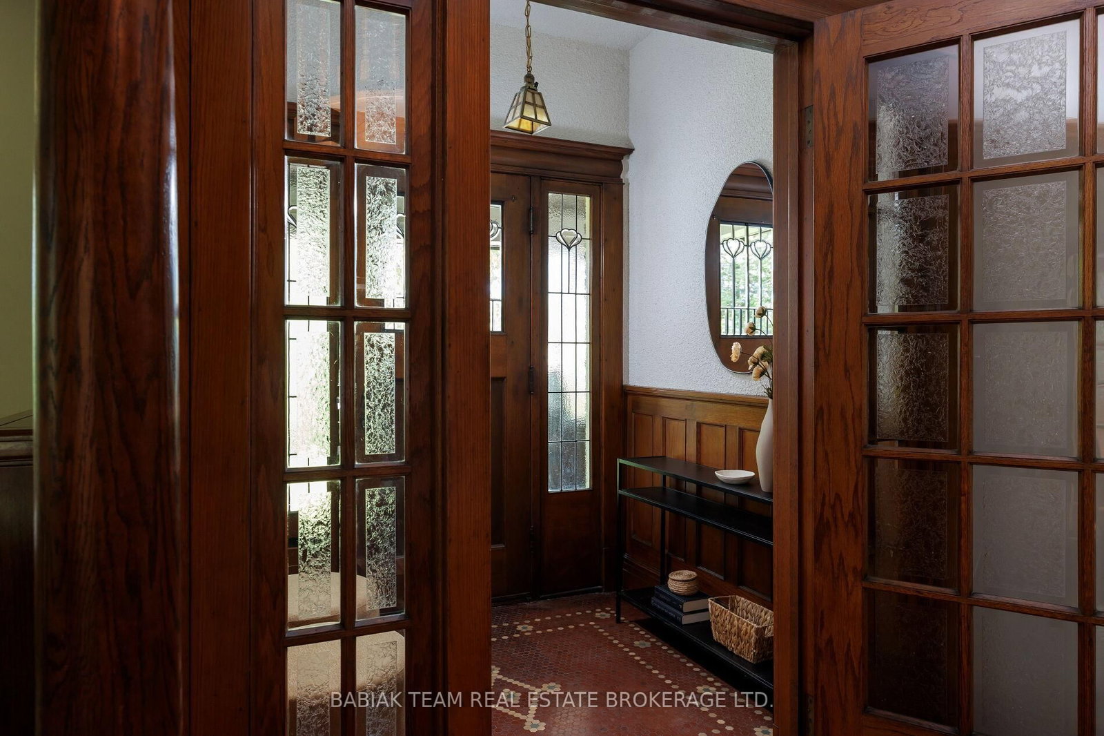 187 Ellis Avenue • Toronto, ON photo 11