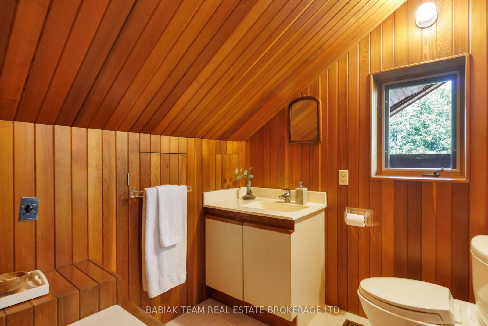 187 Ellis Avenue • Toronto, ON photo 31