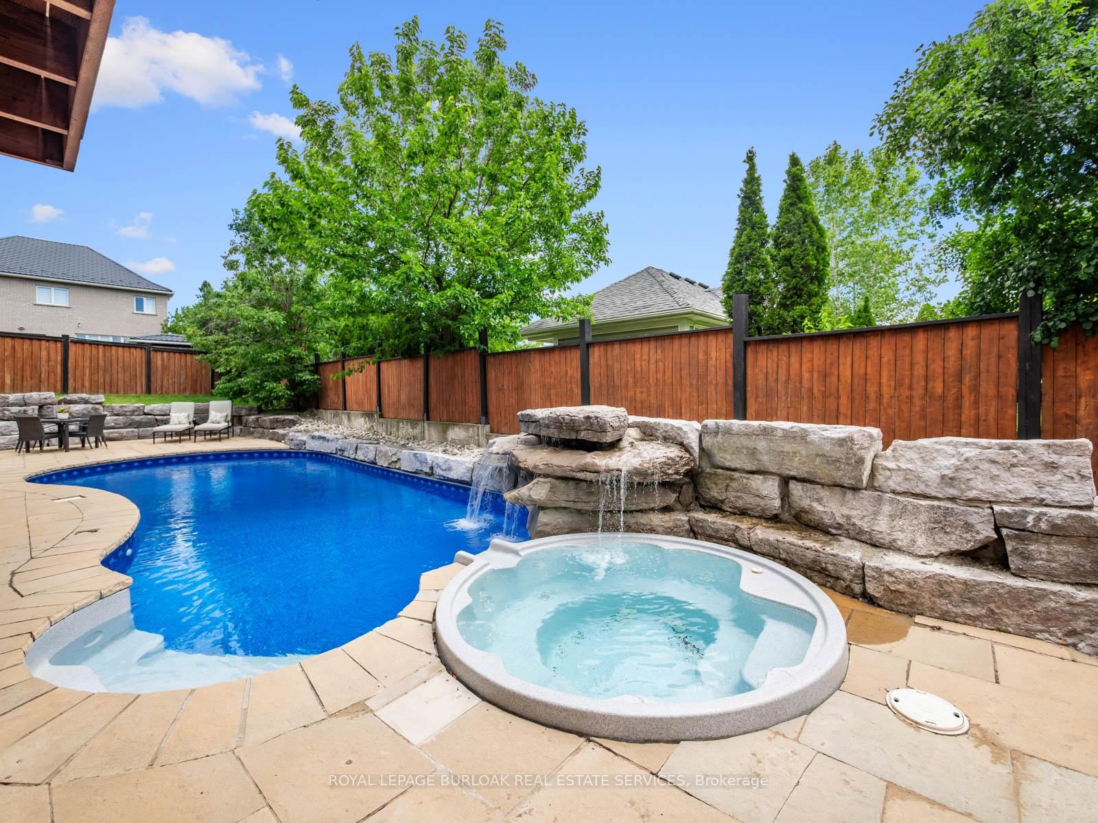 655 Kozel Court • Mississauga, ON photo 43