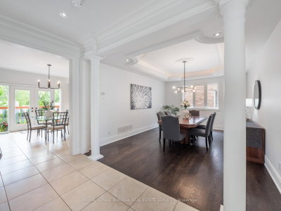 655 Kozel Court • Mississauga, ON photo 9