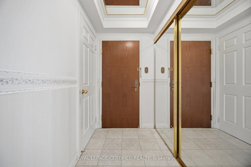 1610 - 24 Hanover Road