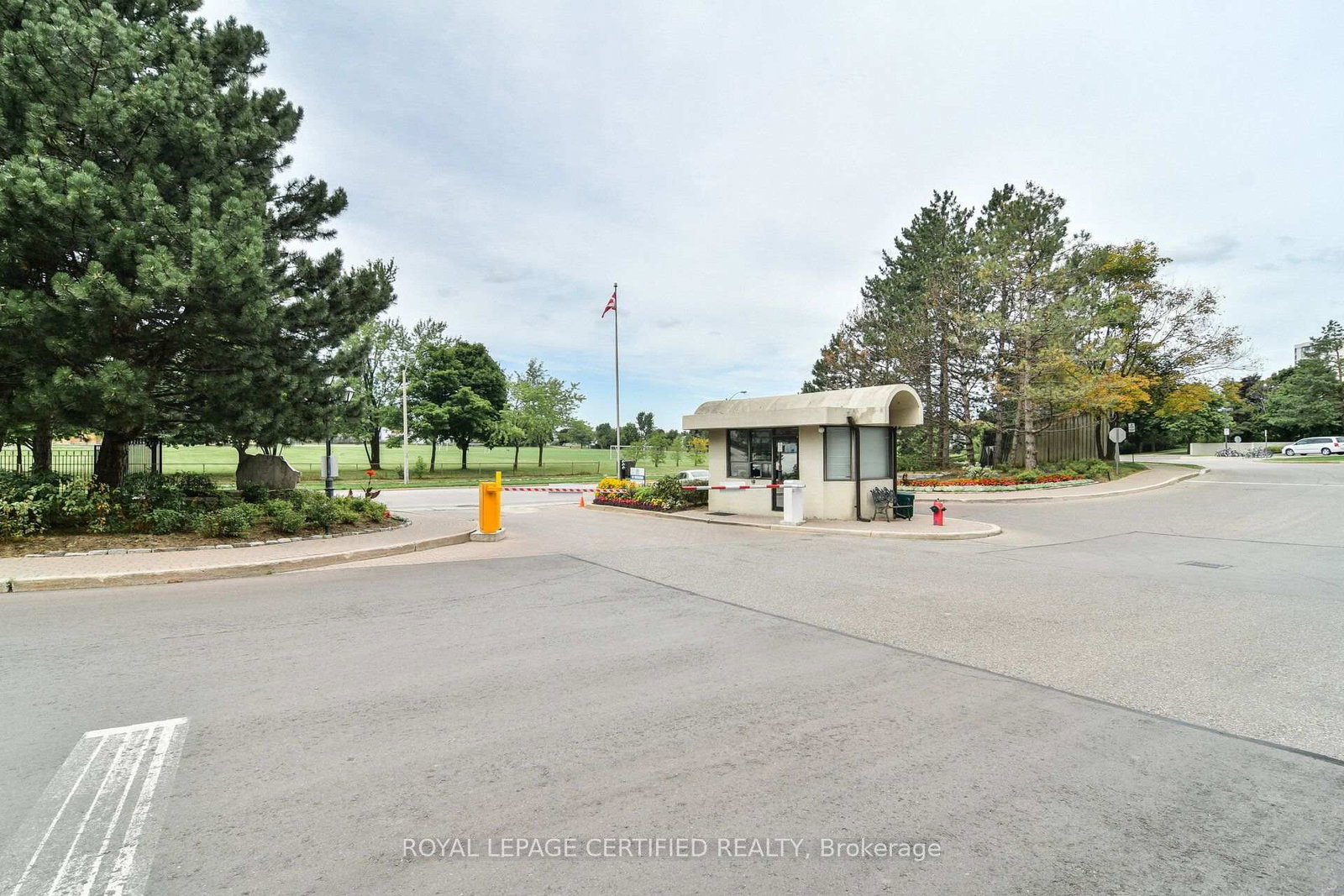 24 Hanover Road • #1610 • Brampton, ON photo 35