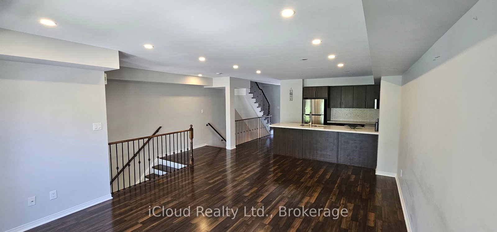8-3070 Thomas St, Mississauga, view 5