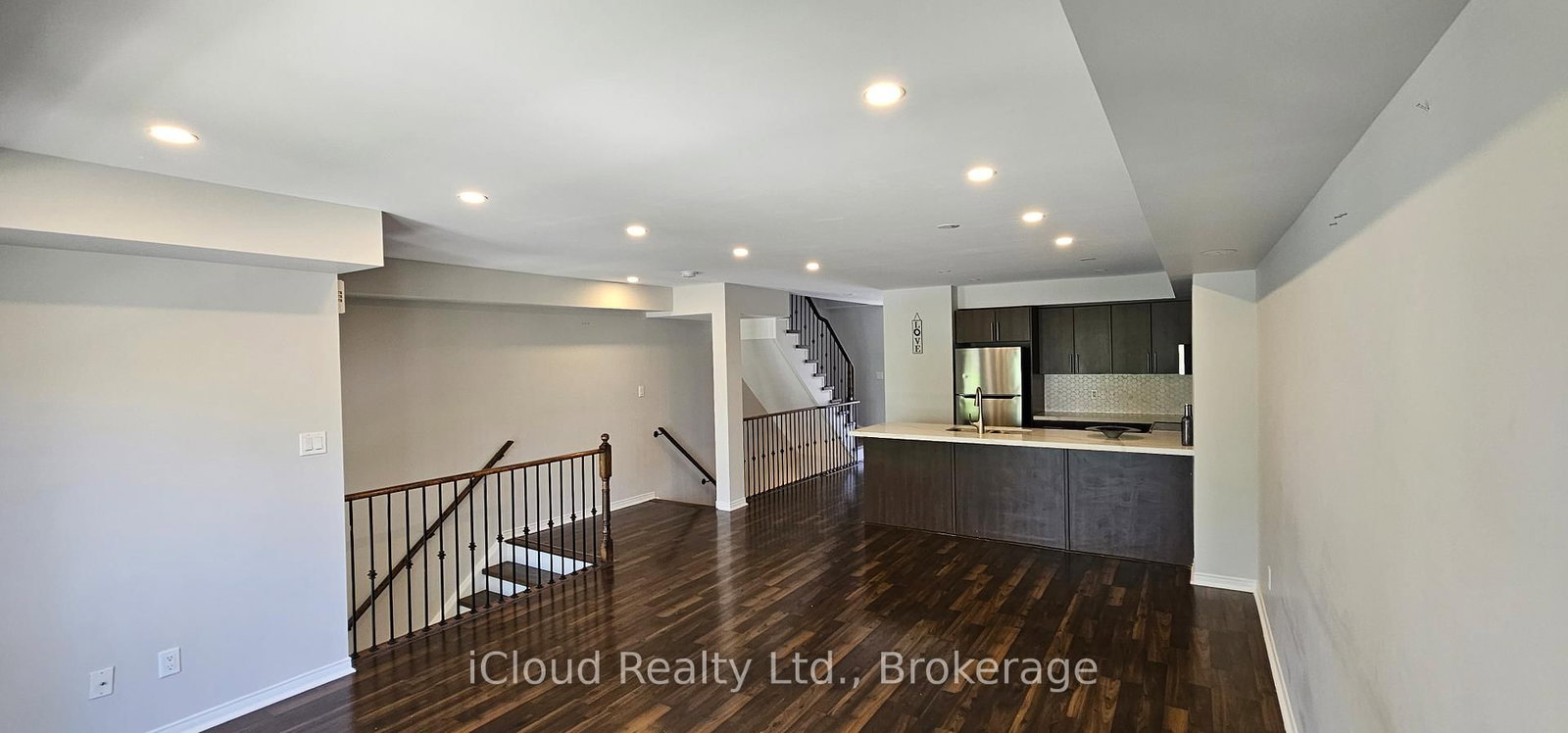 8-3070 Thomas St, Mississauga, view 6