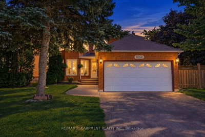 1058 Glenbrook Avenue • Oakville, ON photo 3