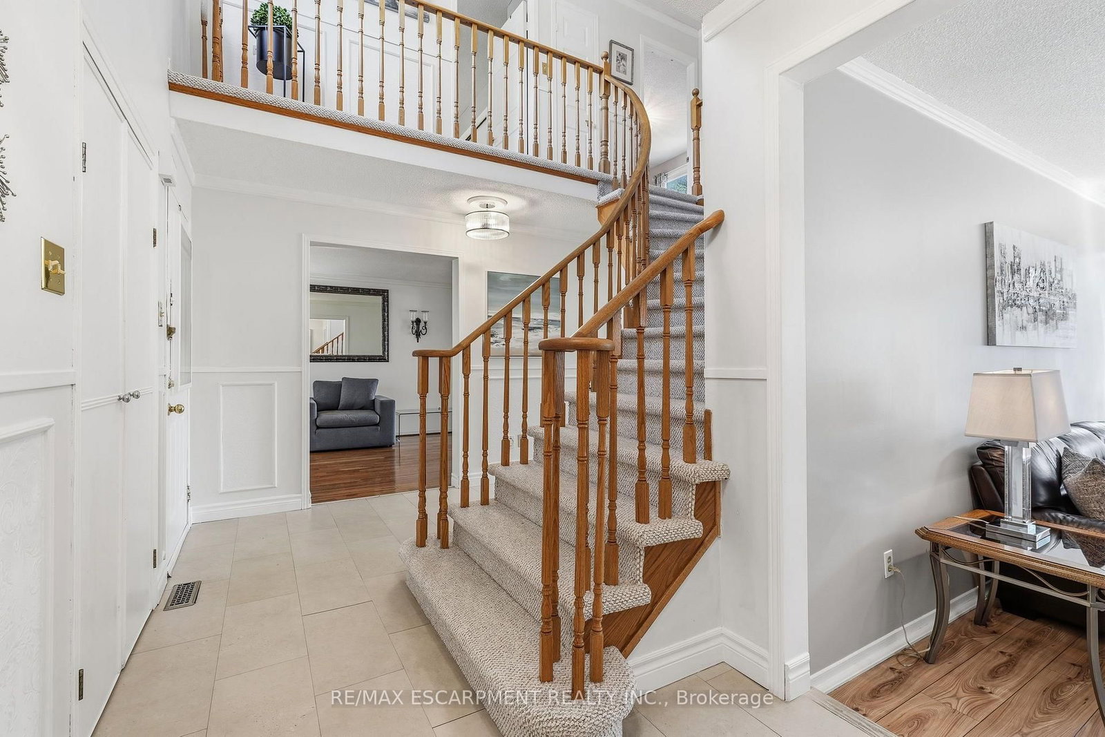 1058 Glenbrook Avenue • Oakville, ON photo 5