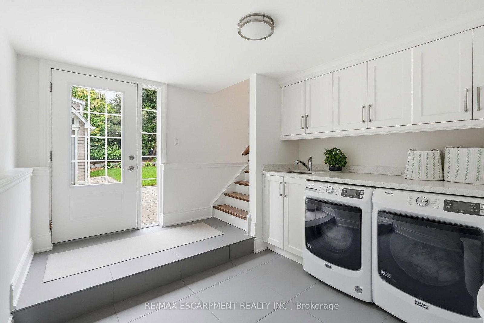 270 Poplar Drive • Burlington, ON photo 25