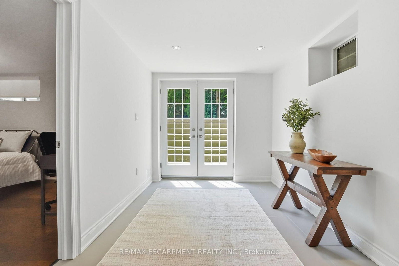 270 Poplar Drive • Burlington, ON photo 27