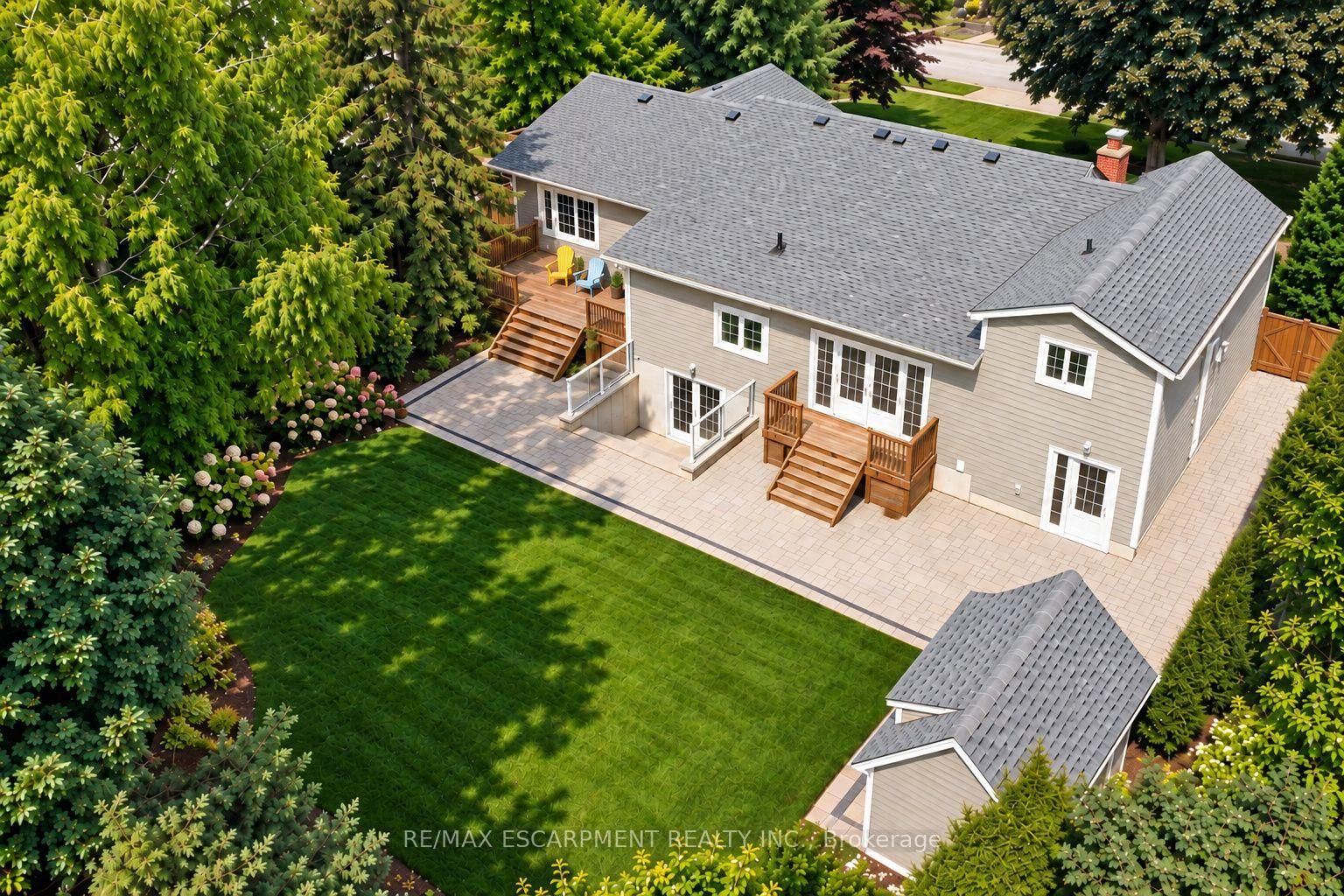 270 Poplar Drive • Burlington, ON photo 43