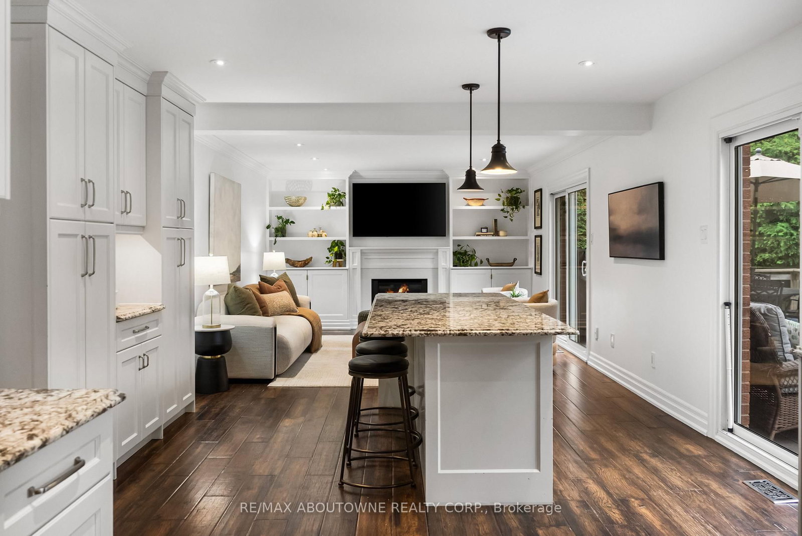 470 Carlton Drive • Oakville, ON photo 12