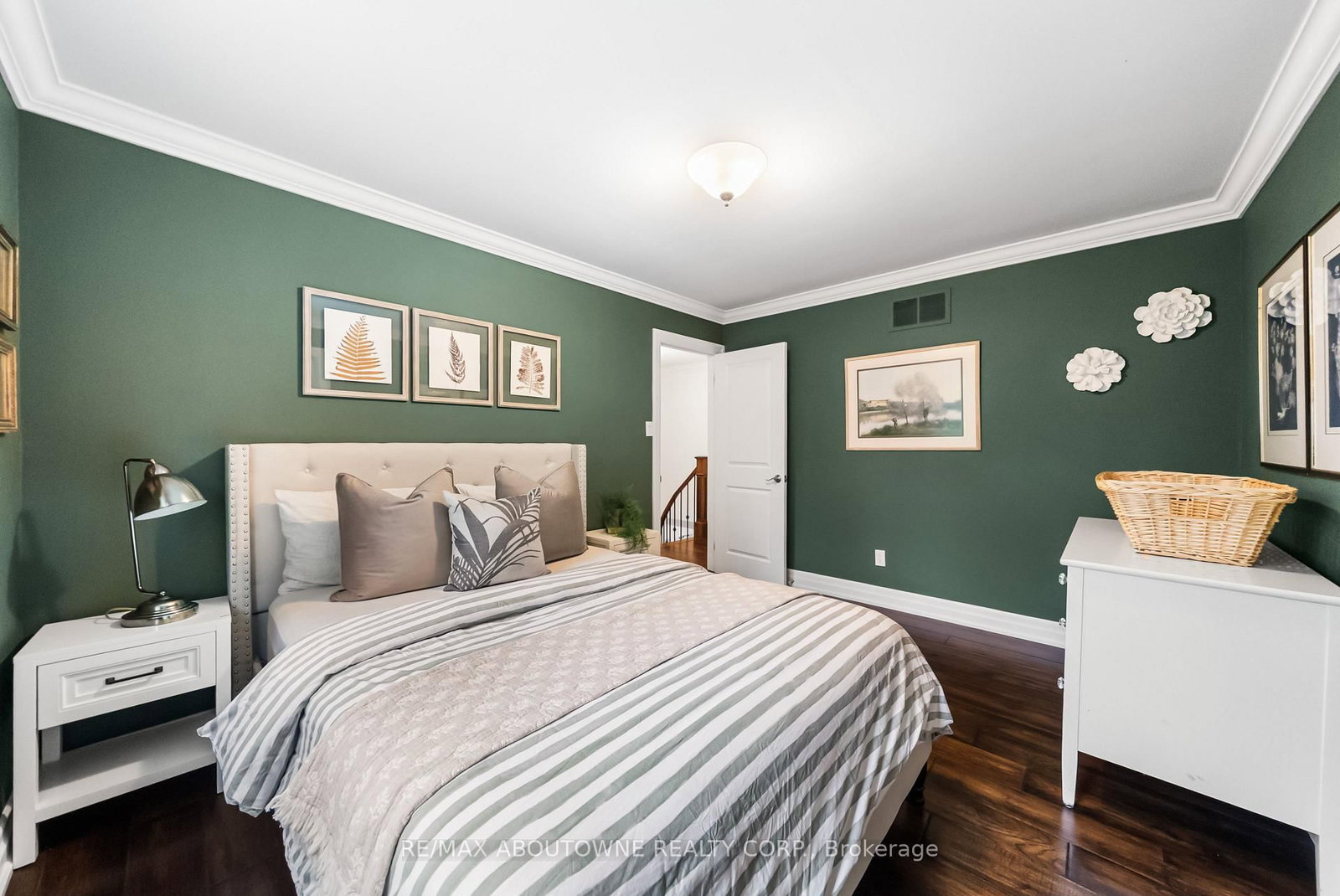 470 Carlton Drive • Oakville, ON photo 31