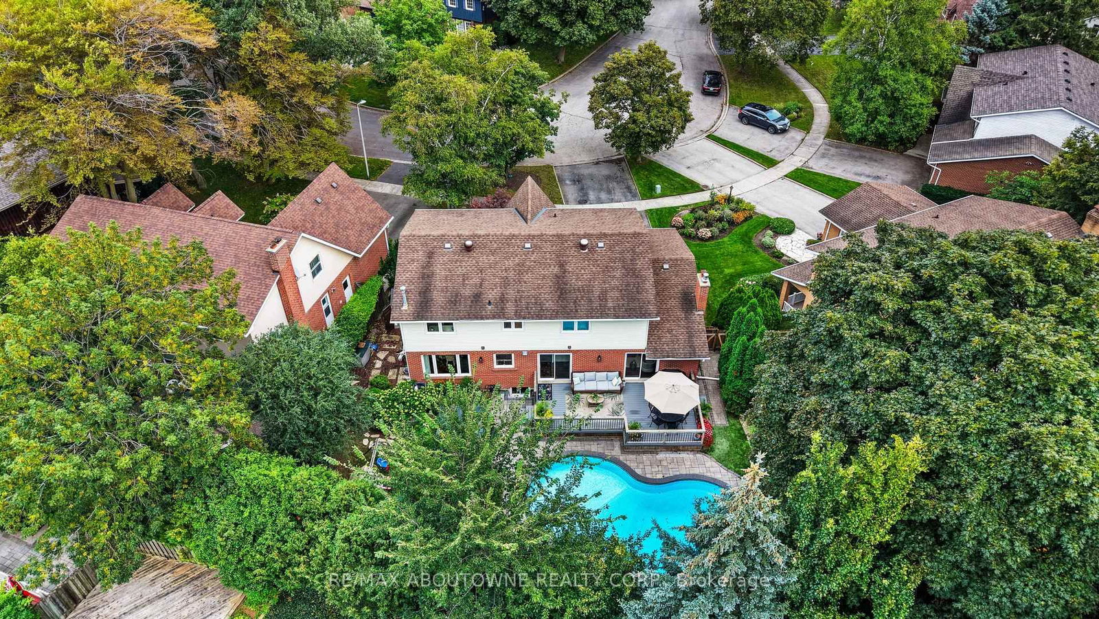 470 Carlton Drive • Oakville, ON photo 48