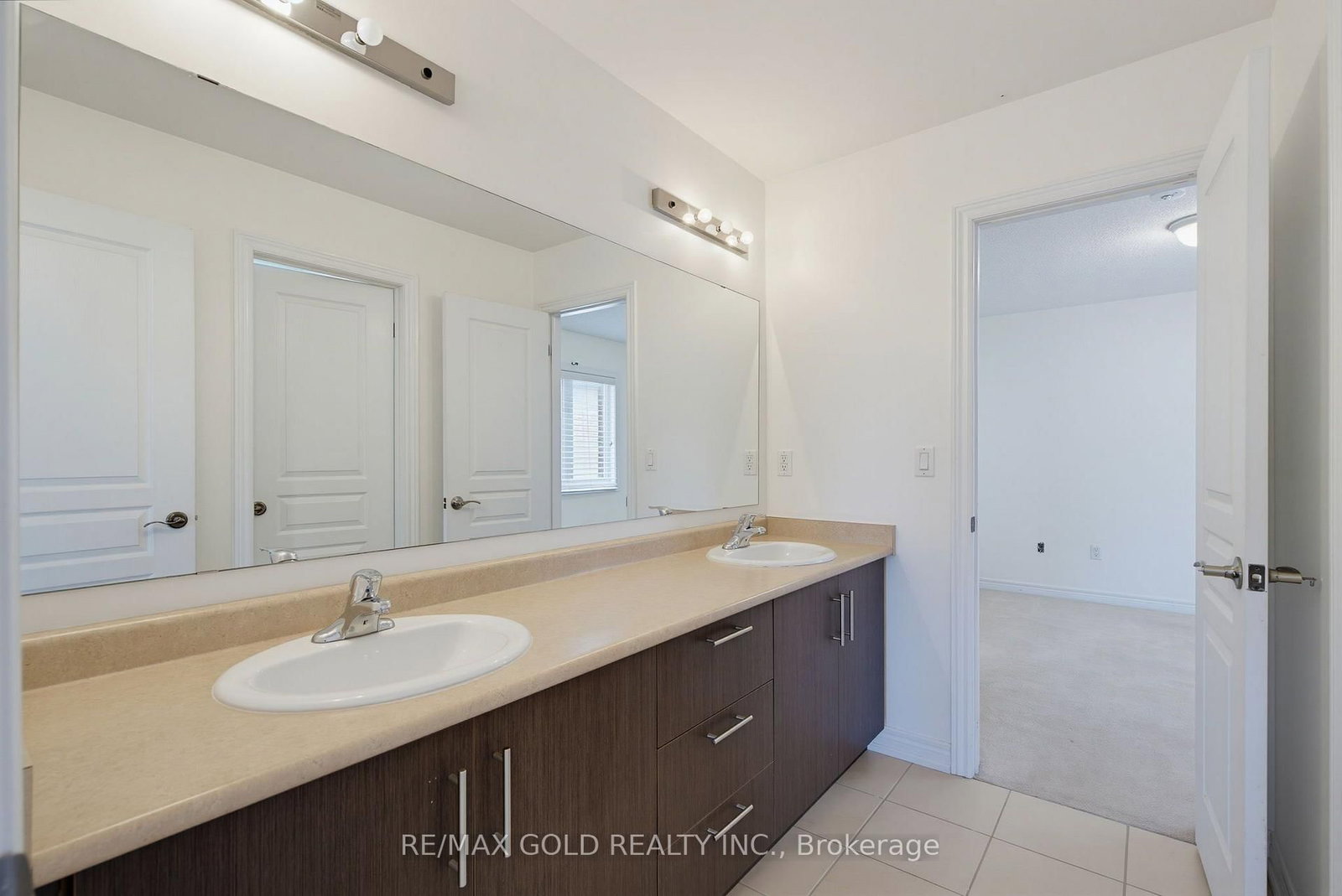 22 Durango Drive • Brampton, ON photo 16