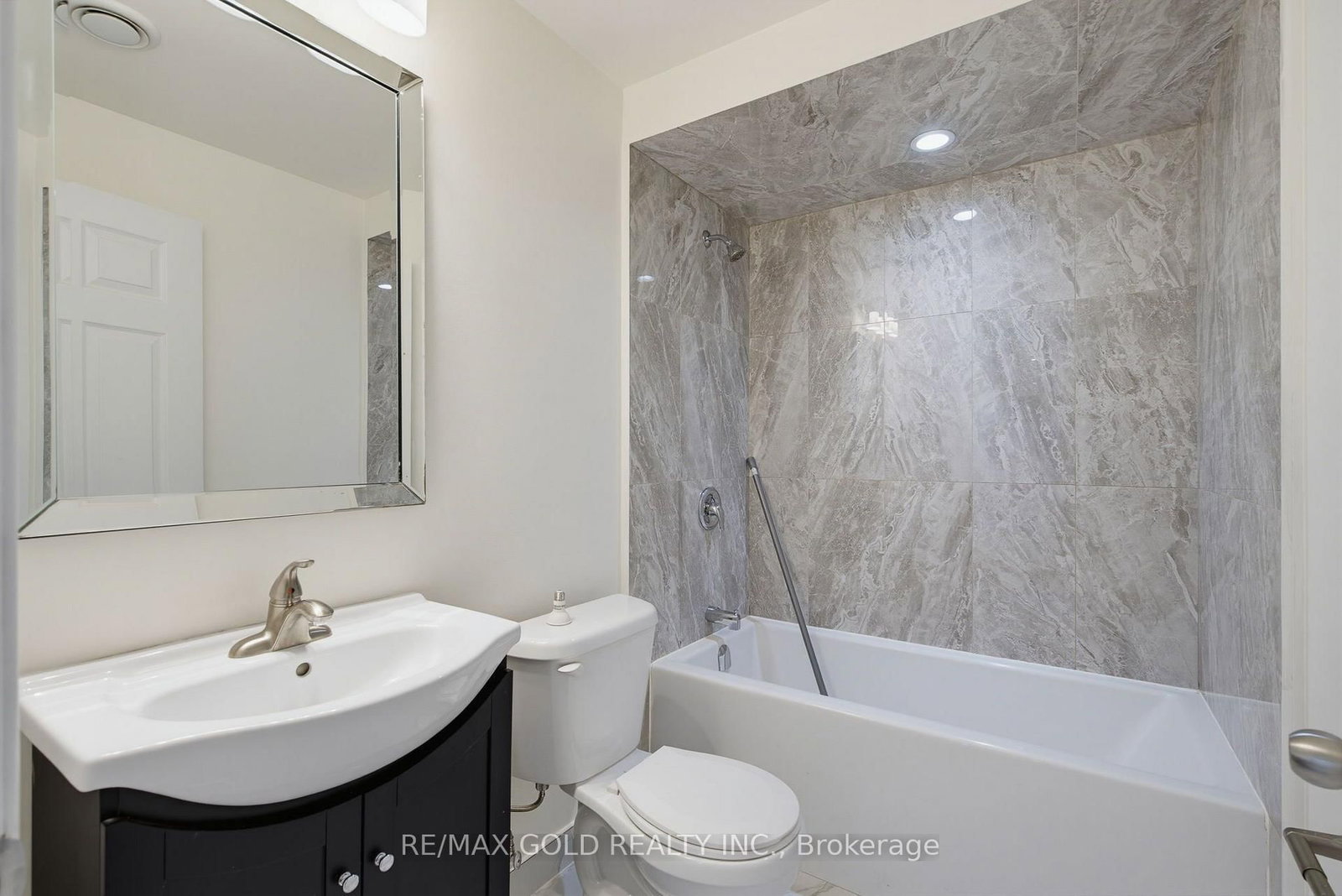 22 Durango Drive • Brampton, ON photo 33