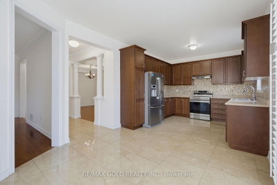 22 Durango Drive • Brampton, ON photo 6