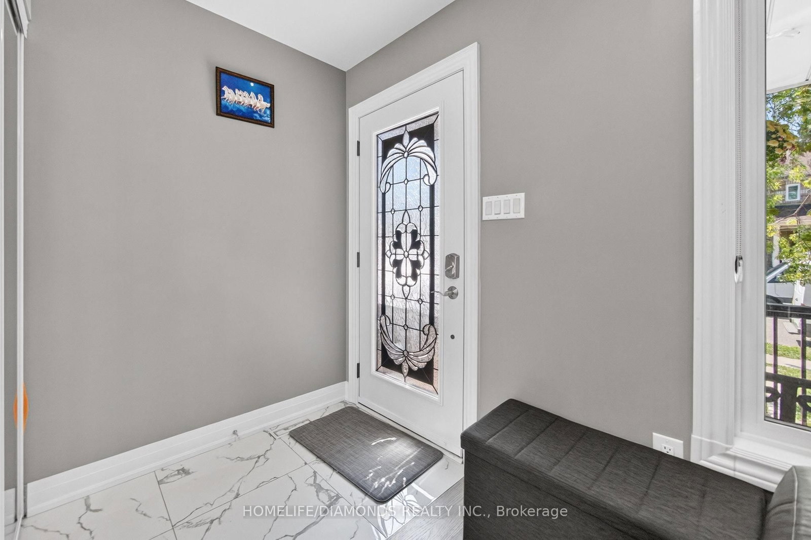 24 JEWEL Crescent • Brampton, ON photo 8
