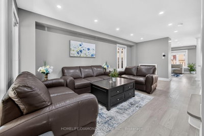 24 JEWEL Crescent • Brampton, ON photo 9