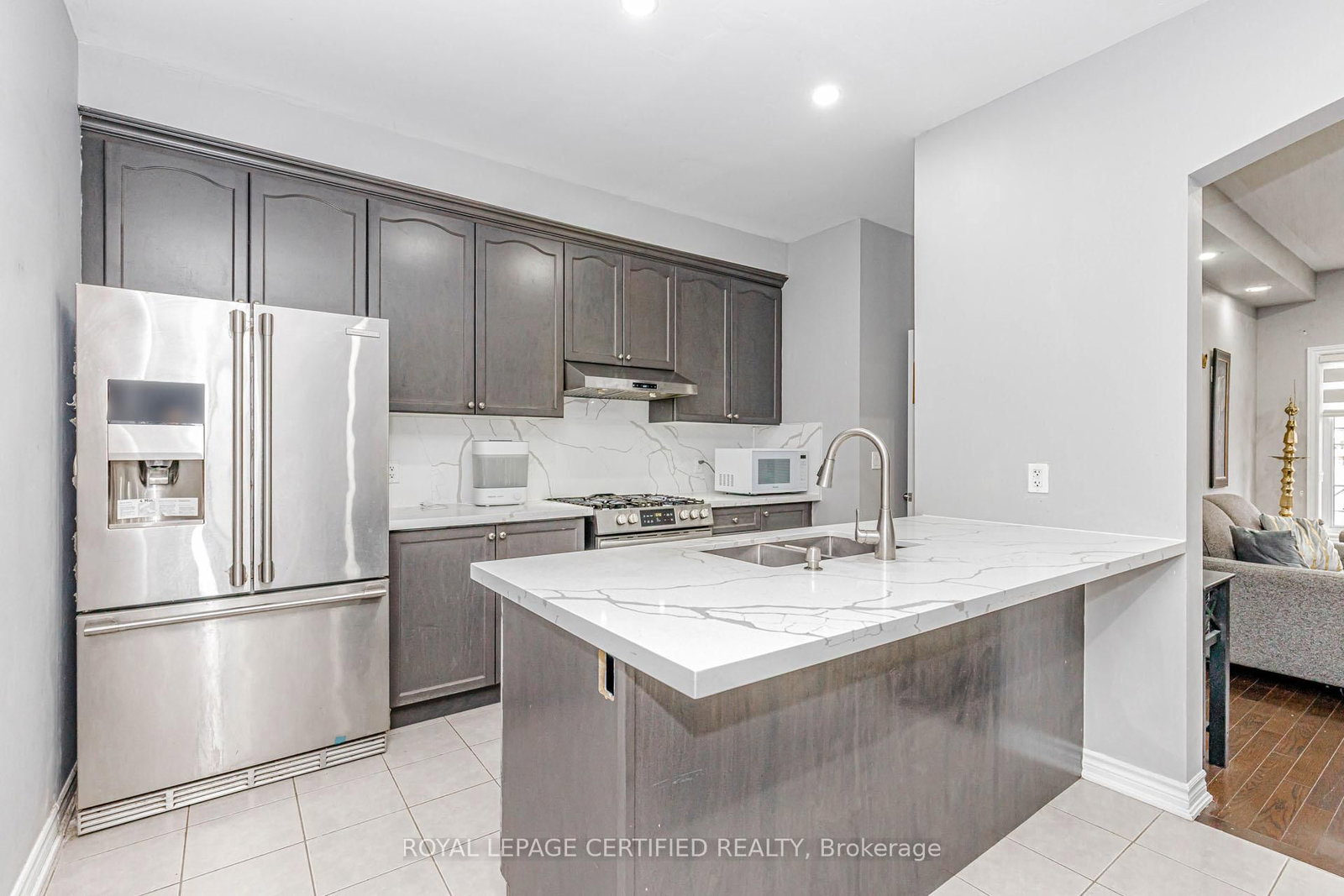 66 Hatton Court • Brampton, ON photo 6