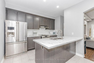 66 Hatton Court • Brampton, ON photo 6