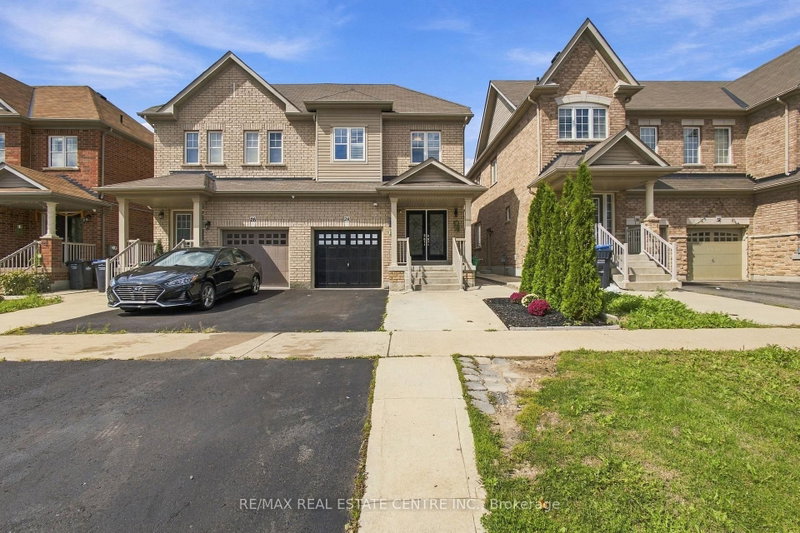 28 Banbridge Crescent