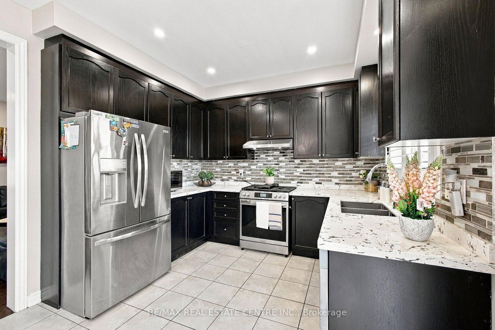 28 Banbridge Crescent • Brampton, ON photo 14