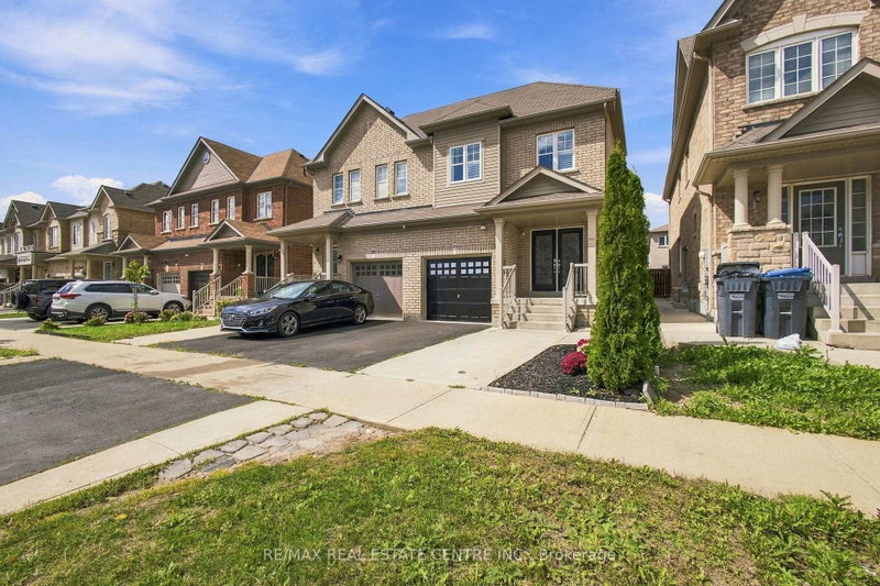 28 Banbridge Crescent