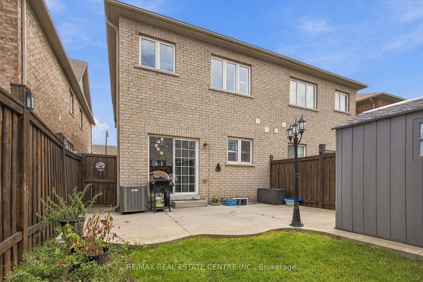 28 Banbridge Crescent • Brampton, ON photo 43