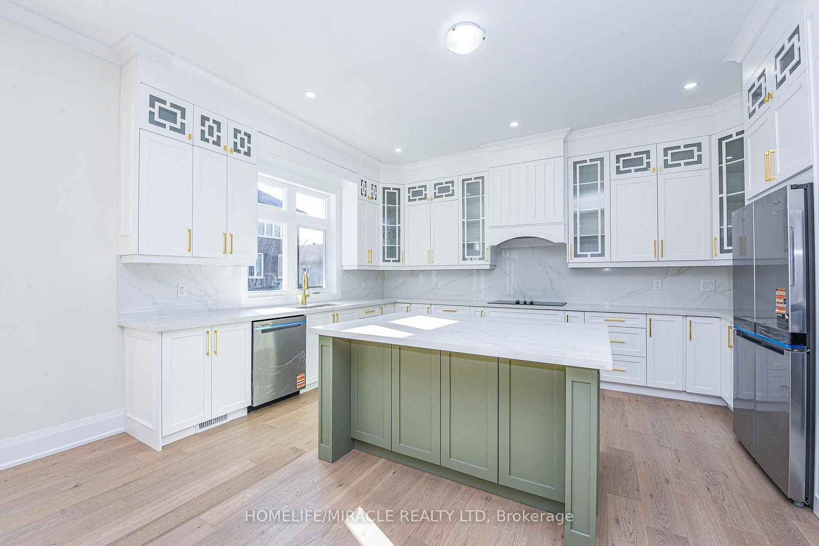 11 Hillcrest Avenue • Brampton, ON photo 21