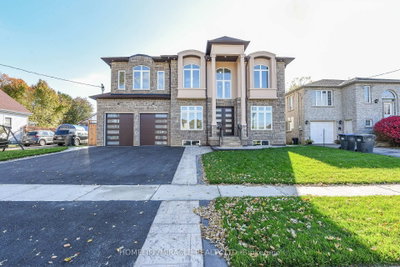11 Hillcrest Avenue • Brampton, ON photo 3