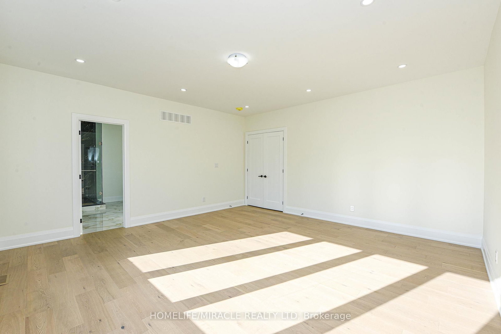 11 Hillcrest Avenue • Brampton, ON photo 36