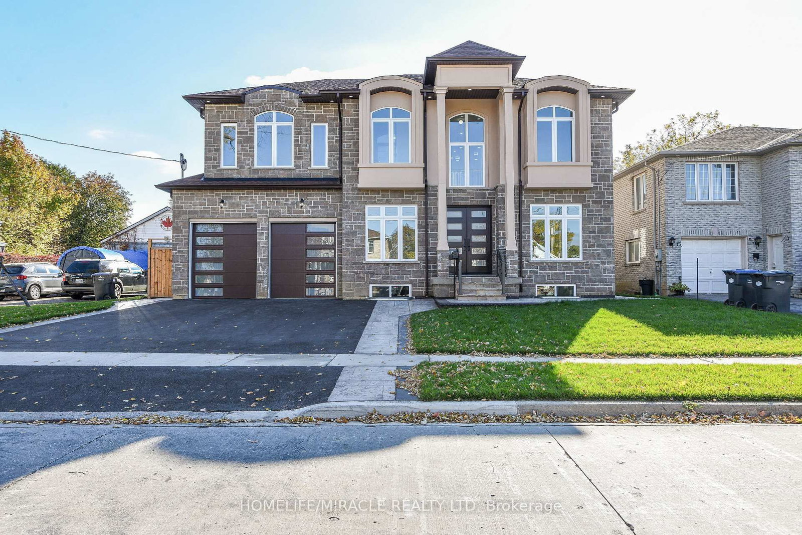 11 Hillcrest Avenue • Brampton, ON photo 4