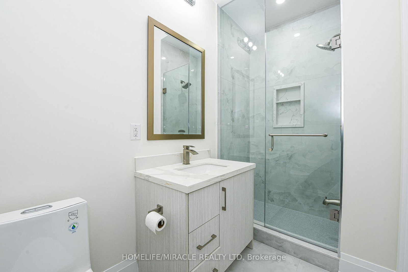 11 Hillcrest Avenue • Brampton, ON photo 43
