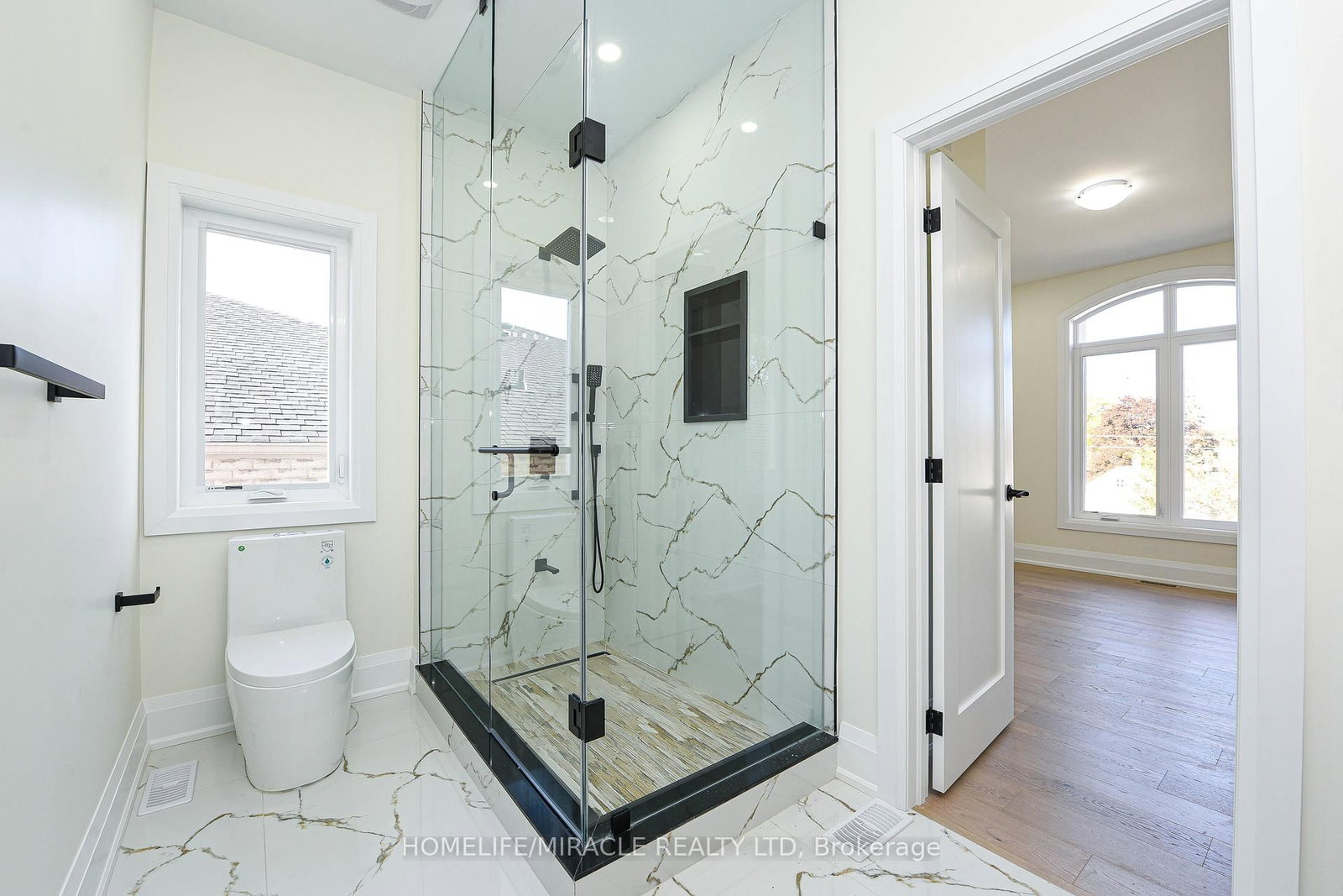11 Hillcrest Avenue • Brampton, ON photo 45