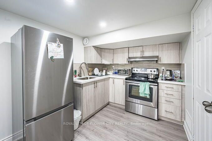 3 Clayhall Crescent • Toronto, ON photo 40