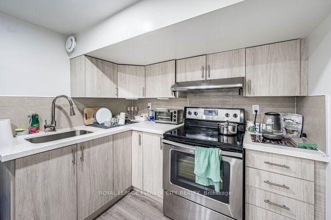 3 Clayhall Crescent • Toronto, ON photo 41