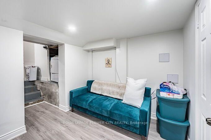 3 Clayhall Crescent • Toronto, ON photo 42