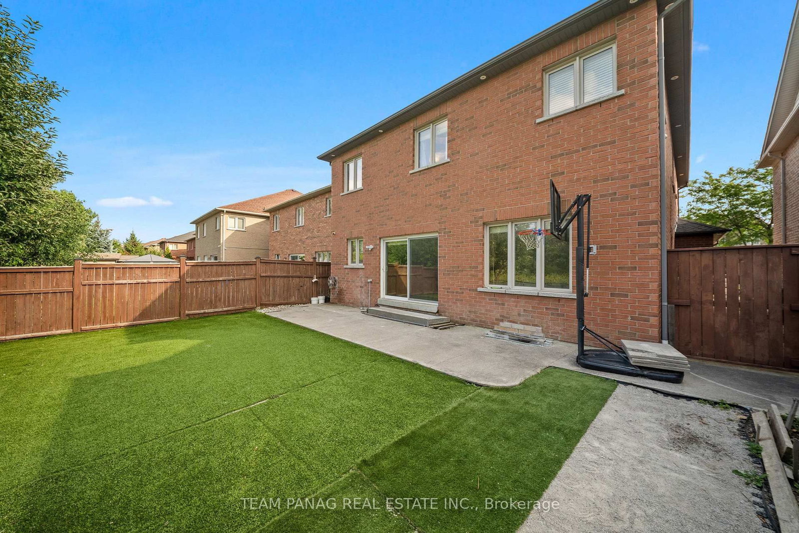 47 Sorbonne Drive • Brampton, ON photo 43