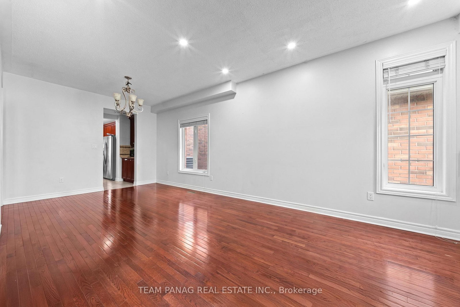 47 Sorbonne Drive • Brampton, ON photo 9