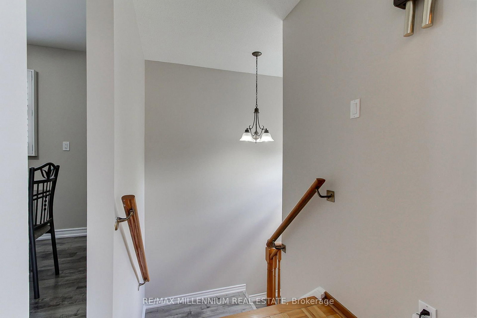 7431 Sigsbee Drive • Mississauga, ON photo 4
