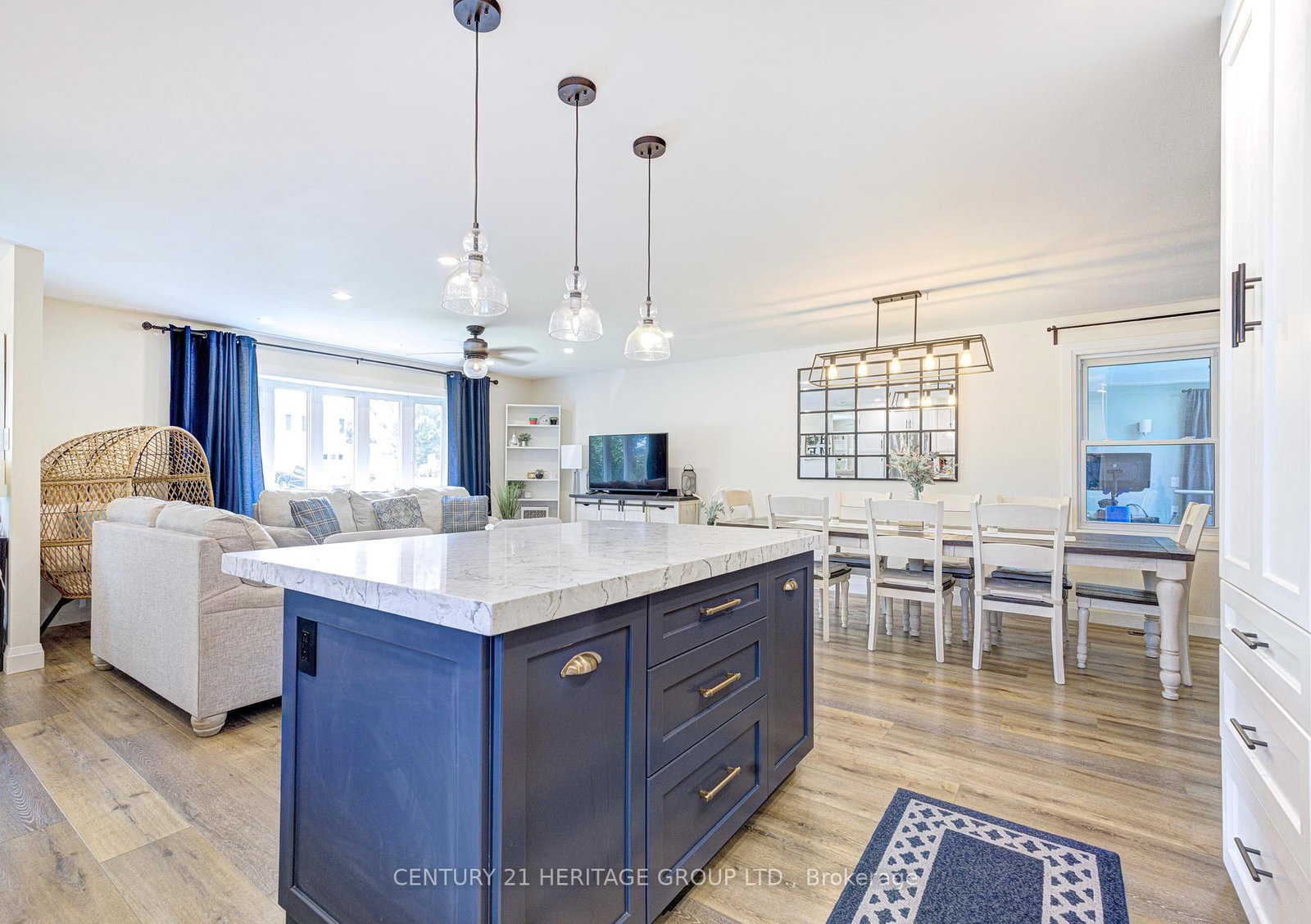 2379 Duncaster Drive • Burlington, ON photo 11
